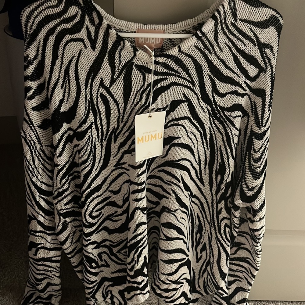 Show Me Your MuMu Hug me pullover Sweater